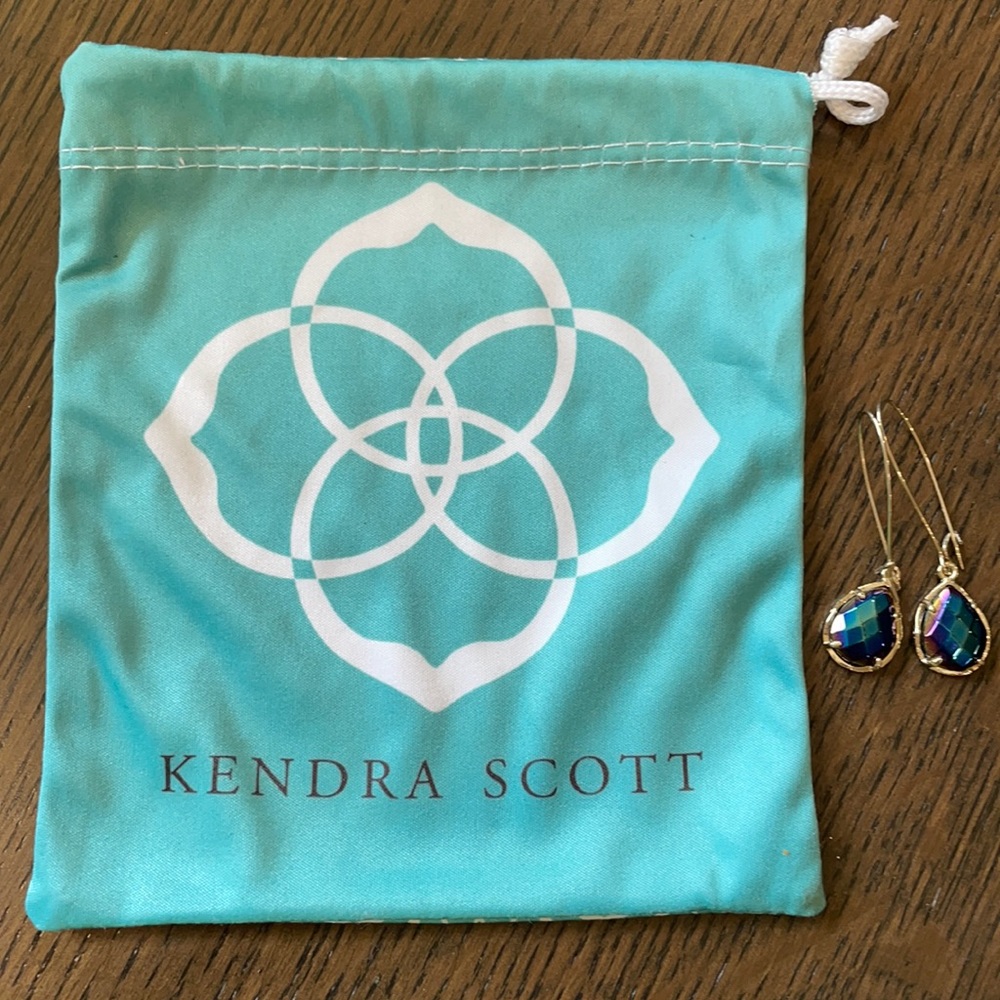 Kendra Scott earrings